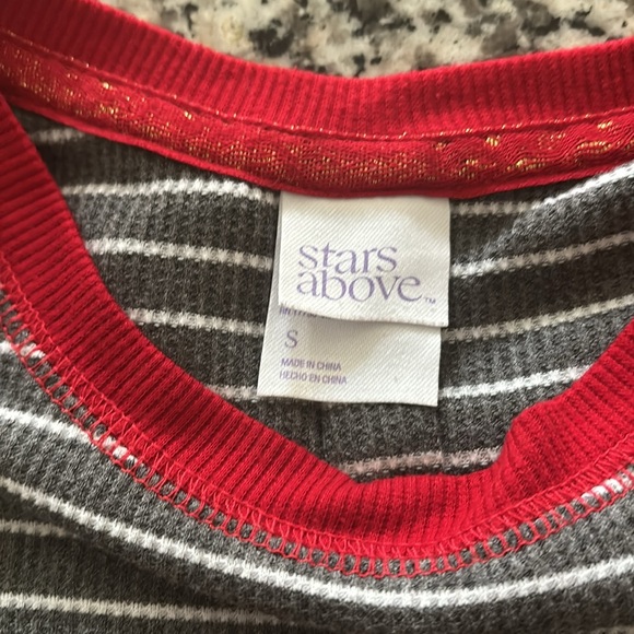 Stars Above Women’s Thermal Sleep Pajama Set - Size S, Gray/White/Red - Picture 3 of 4